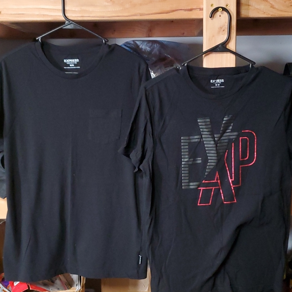 2 Men's Express t-shirts